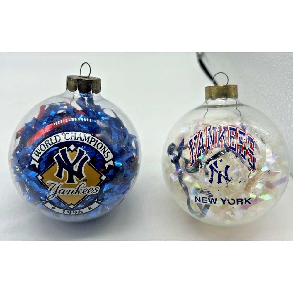New York Yankees World Champions Christmas Ornament Set Lot 2 Balls 1996 Vintage